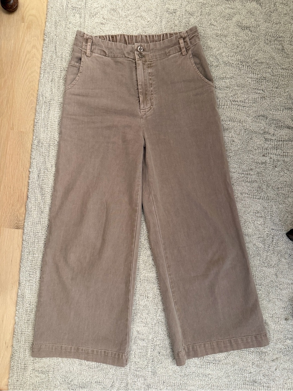 Women's High-Rise Wide Leg Jeans in Brown